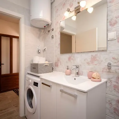 Apartman Stina Sveta Nedelja (Hvar)